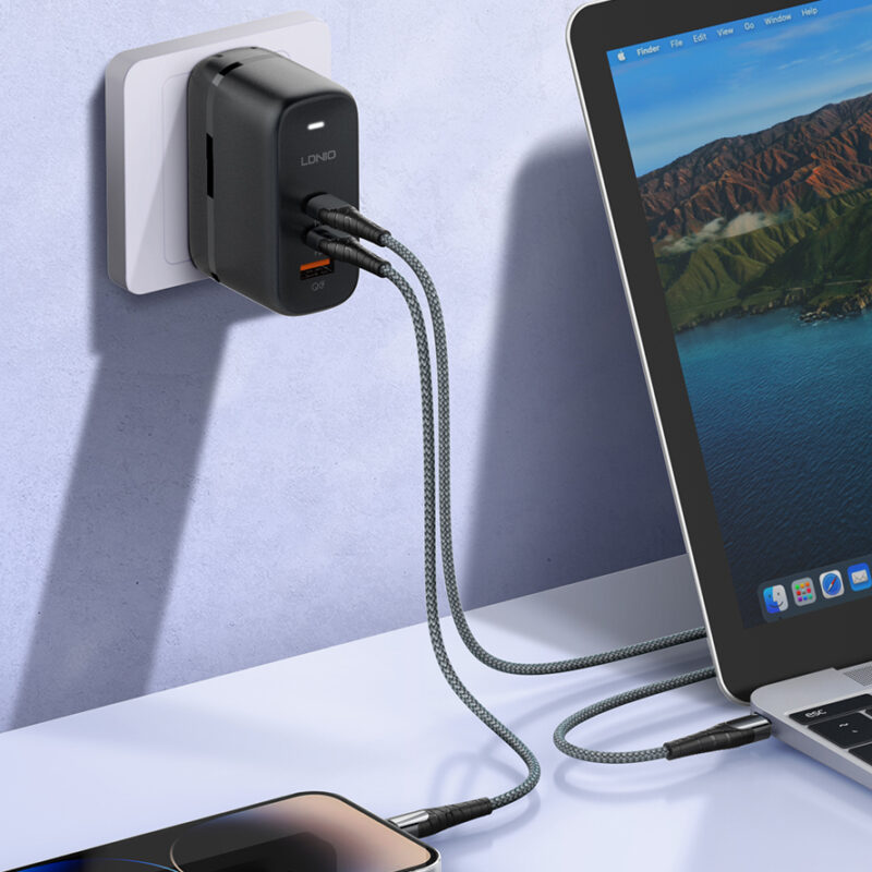 Istylei.com LDNIO GaN 65W fast charger ,with EU/UK/US plug , with type c to type c cable -Q366